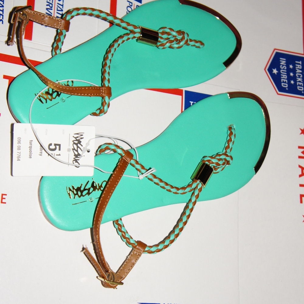 Mossimo 5 1/2 Last One no offers - Picture 2 of 4